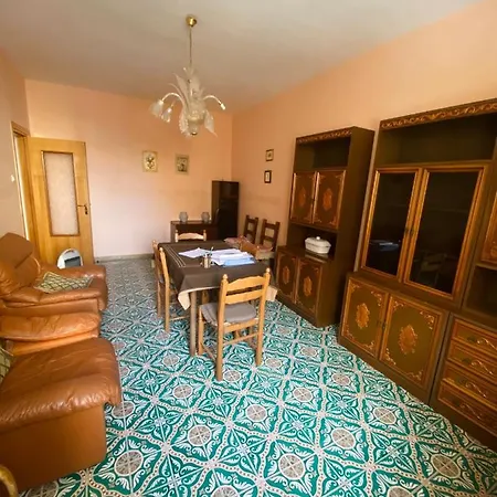 Tropea'S House